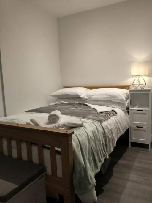 Cosy Garden Studio Room Minimum Two Night Booking 브라이턴 외부 사진